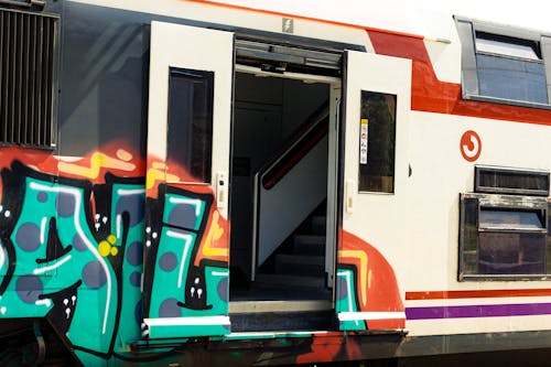 grafitis, tren, 地下 的 免费素材图片
