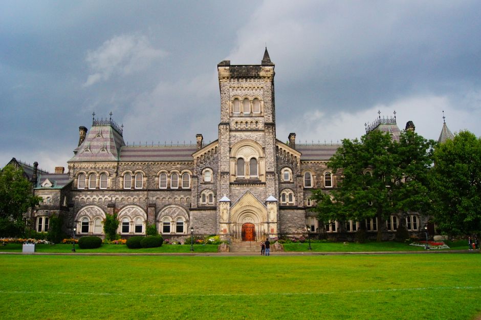 Just How Many Days Do Provincial Politicians Actually Spend Legislating? We Did the Math