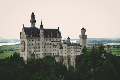 Free View of Castle in City Stock Photo
