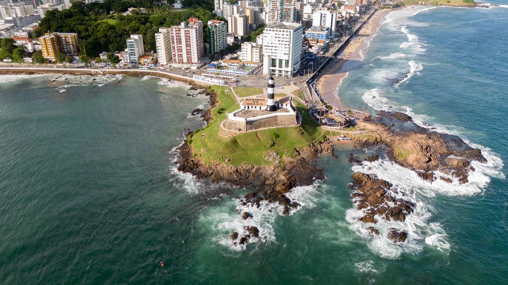 Vagas de emprego Salvador: Oportunidades e Setores em Alta