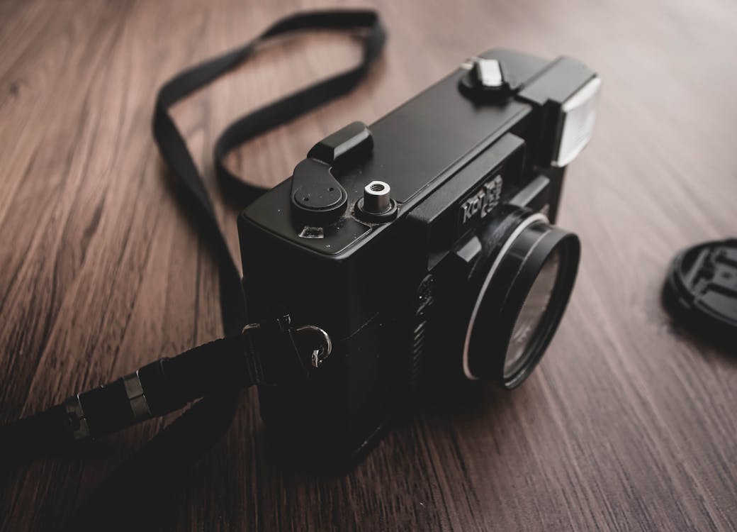 黒のカメラ 無料の写真素材