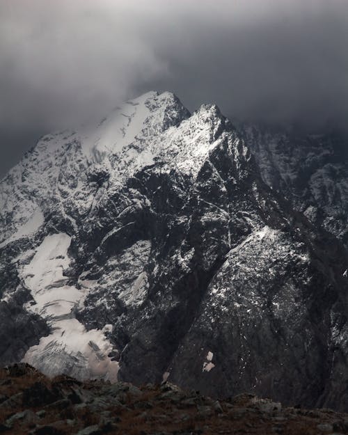 Fotos de stock gratuitas de montaña rocosa, montañas, montañas cubiertas de nieve