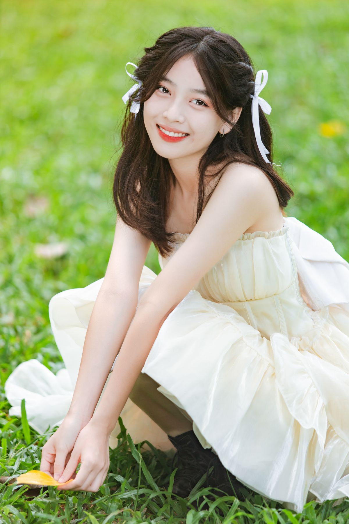 魅力的な女性のポートレート
