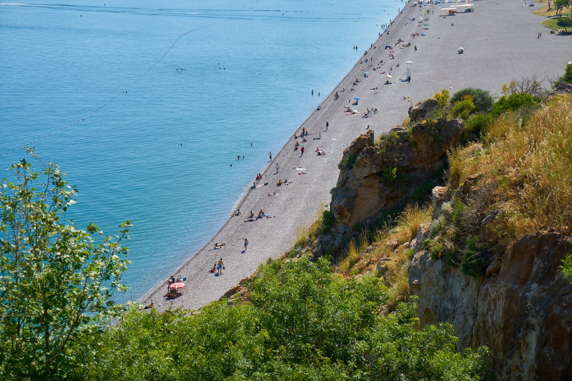 Razliv Shore Beach — photo by Engin Akyurt