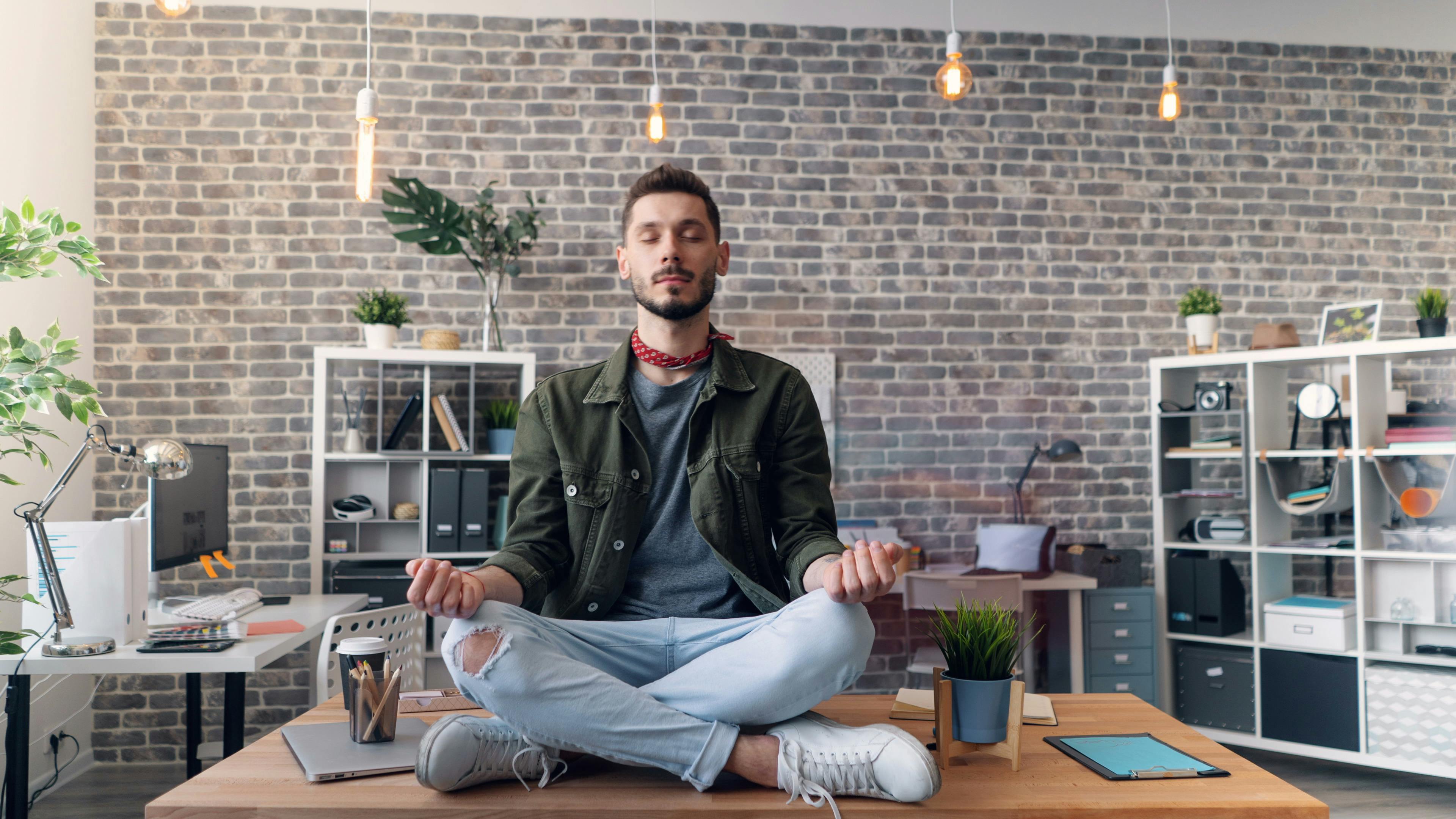 entrepreneur meditating before work - What mental health support works best for entrepreneurs managing high-stress environments?