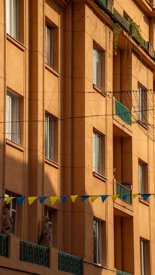 Foto d'estoc gratuïta de a l'aire lliure, apartament, arquitectura