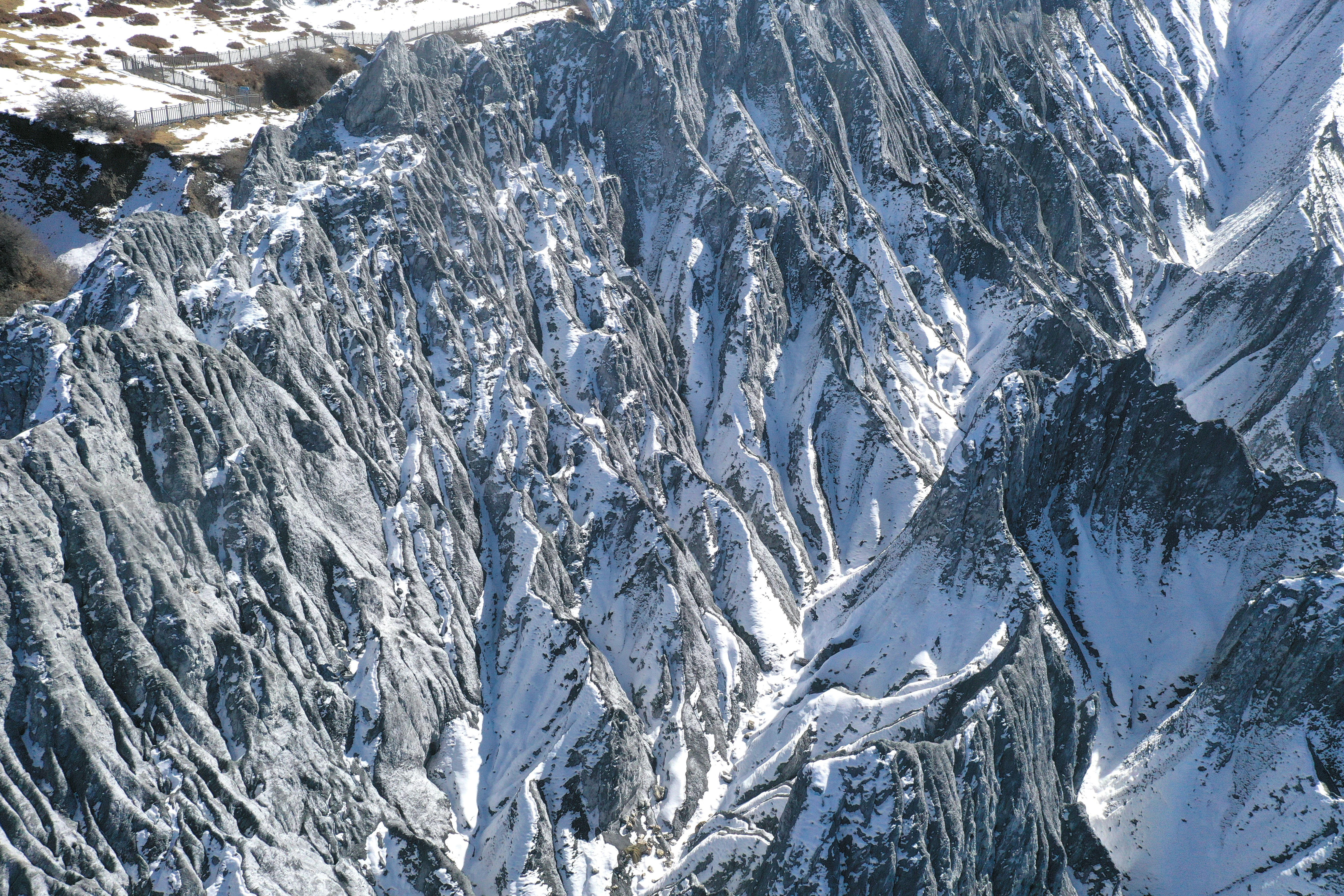 Snow Ridge Texture Ice Mountain Texture Abstract Snow Mountain Oil Painting Original
