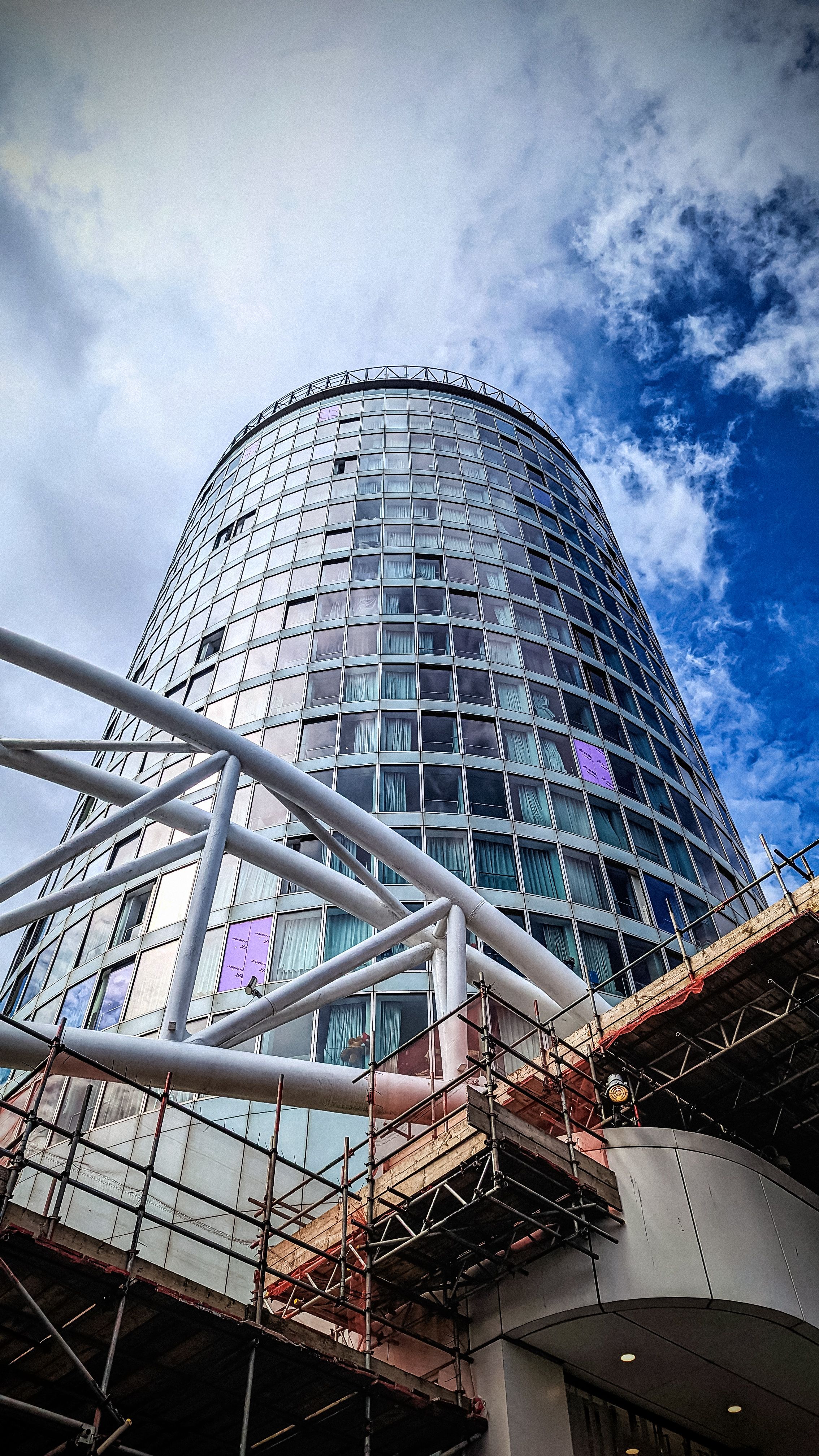 Low Angle Shot of the Rotunda in Birmingham · Free Stock Photo