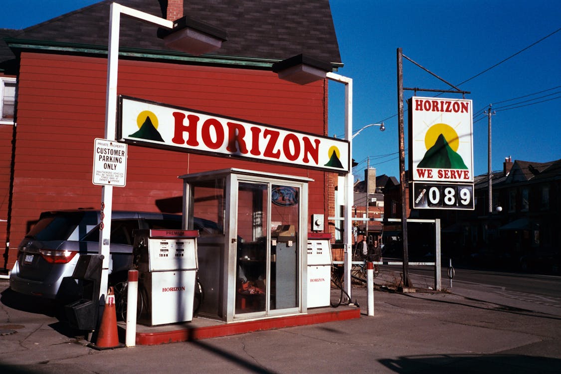 Free  Horizon Gasoline Station Stock Photo