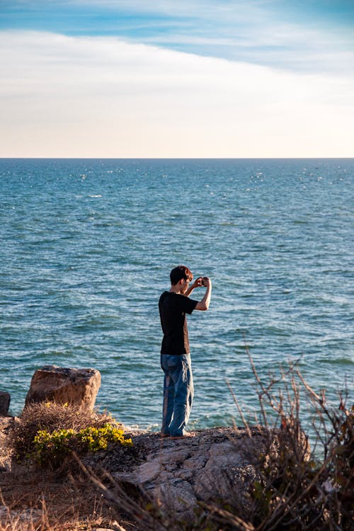 açık hava, adam, balıkçı içeren Ücretsiz stok fotoğraf