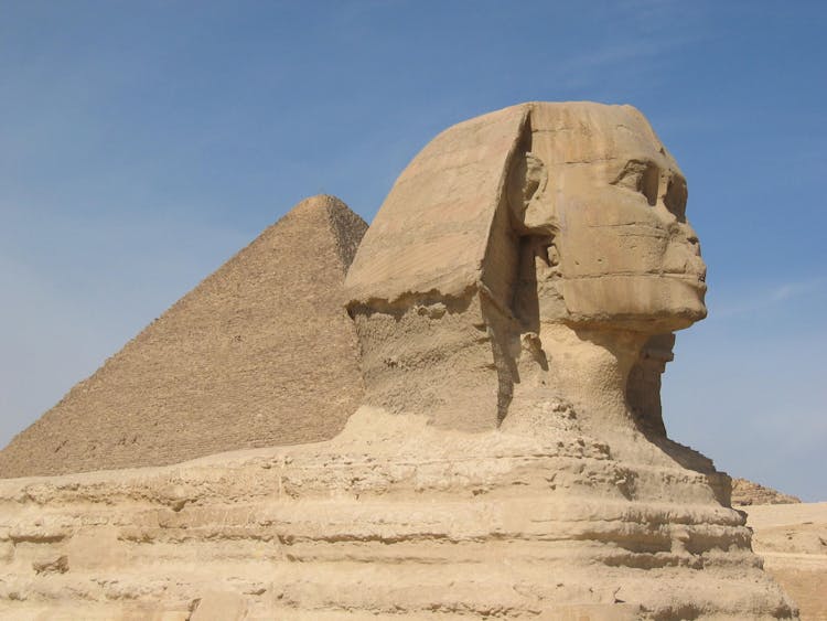 Great Sphinx And Pyramid Of Giza, Egypt