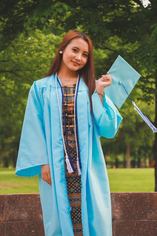 Kostnadsfria Kostnadsfri bild av akademisk examen, akademisk klänning, ambition Stock foto