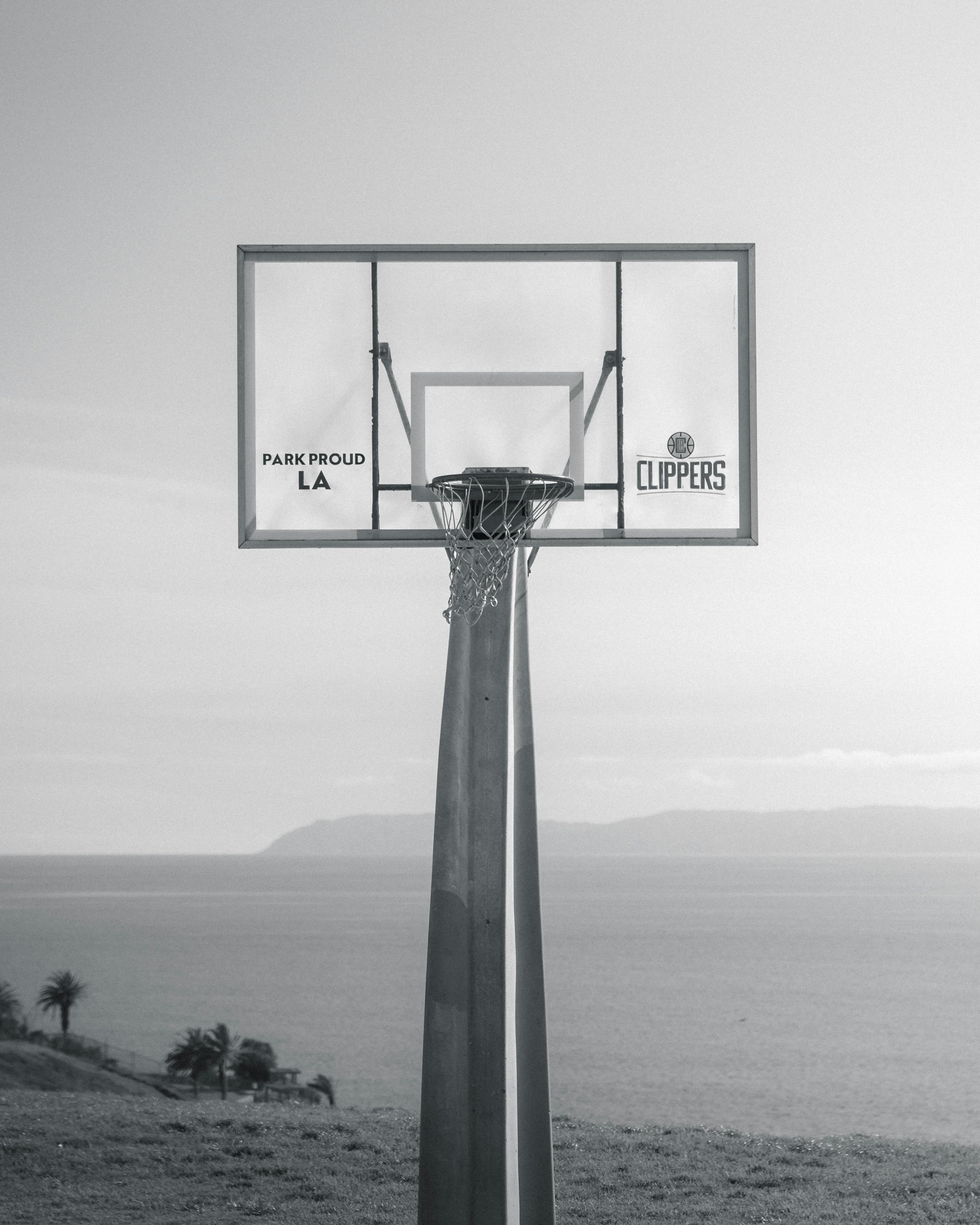 beach basketball b w