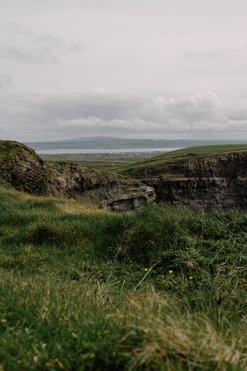 Безкоштовне стокове фото на тему «cliffs, cliffs of moher, ireland»