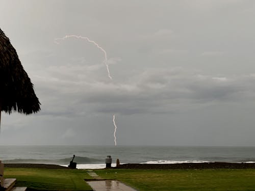 Foto profissional grátis de água do mar, feixe, tempestade