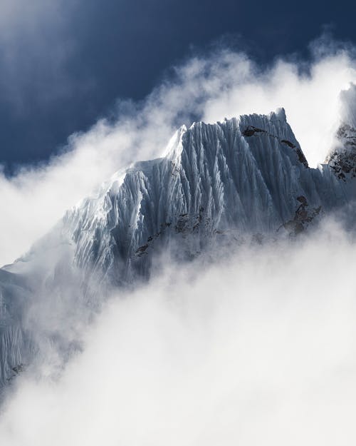 Bezpłatne Góra Pokryta śniegiem Zdjęcie z galerii