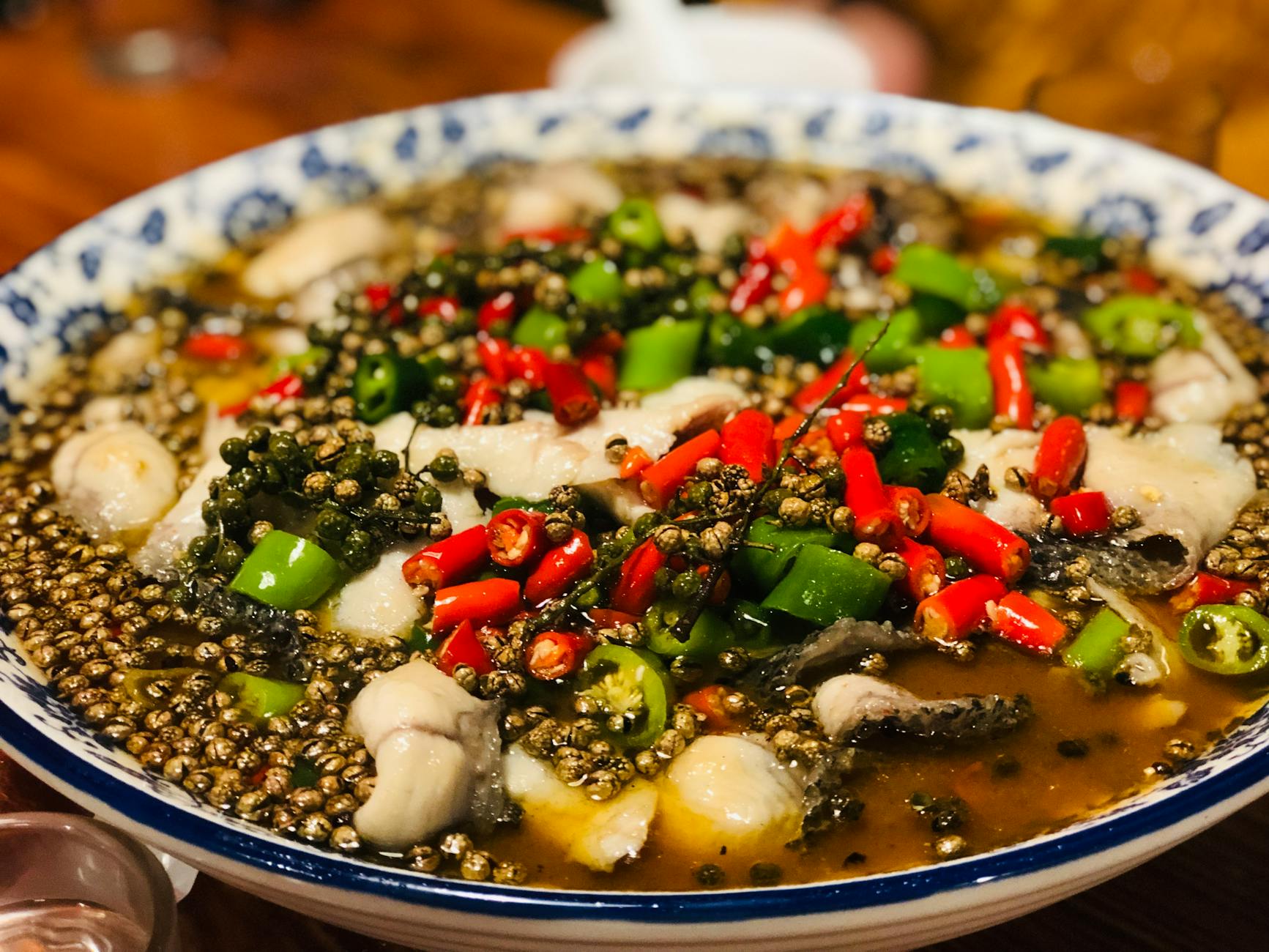 Hunan cuisine spicy food chopped pepper fish head stinky tofu — Photo by 奥尼尔 孙