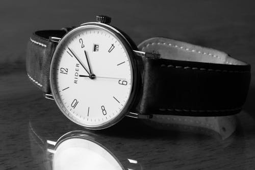 Free stock photo of analog watch, time, wristwatch