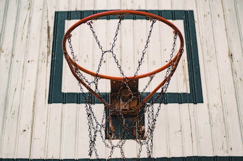 無料 赤いバスケットボールの指輪 写真素材