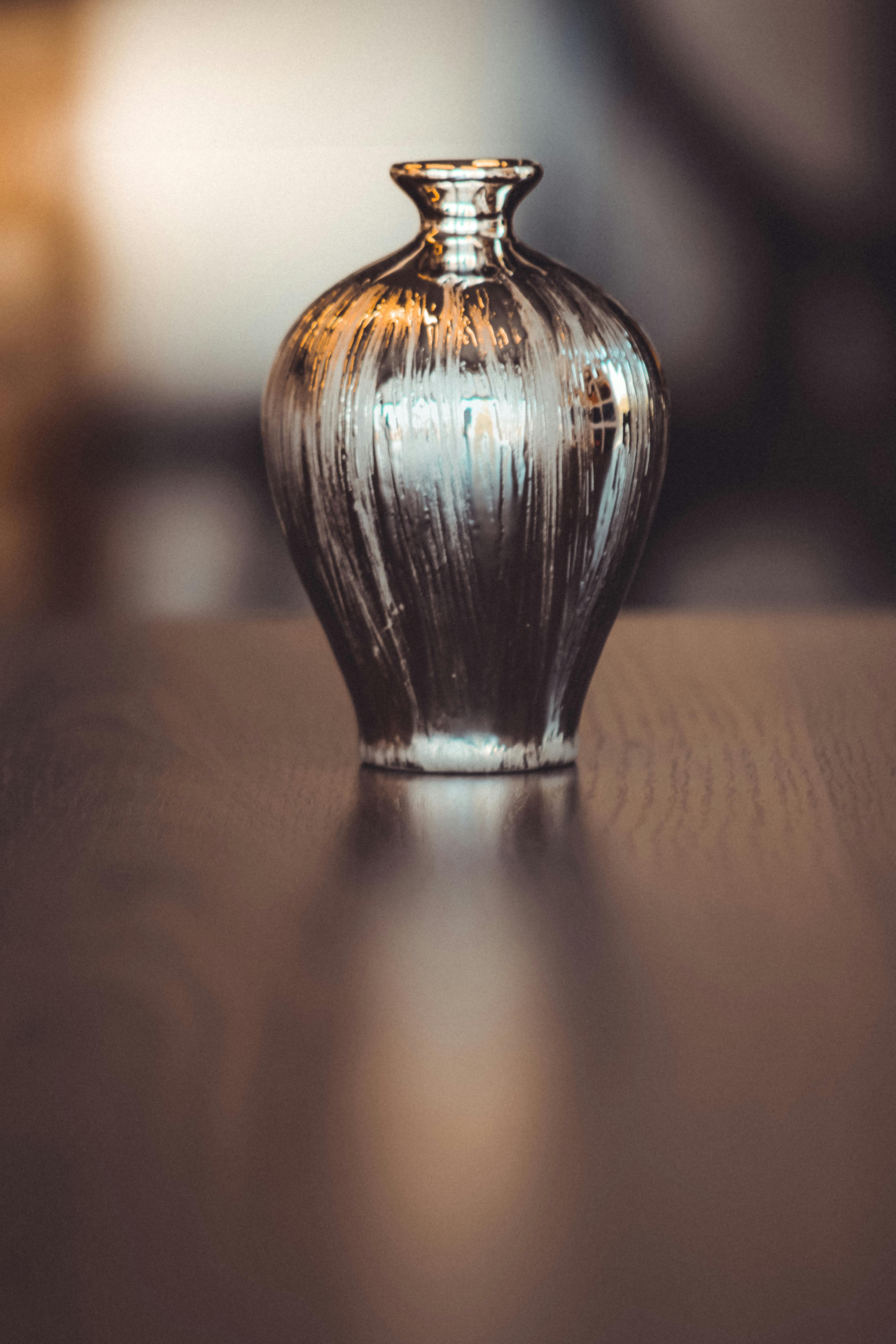 Gray Vase · Free Stock Photo