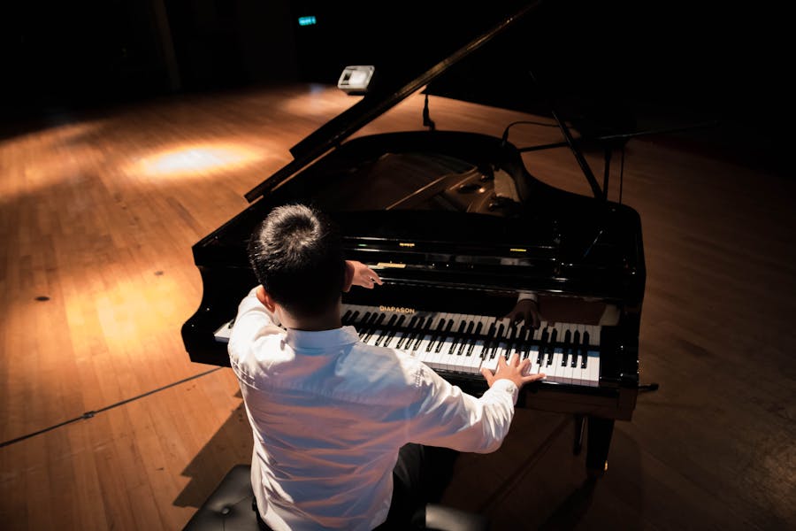 How does playing the piano affect the brain?