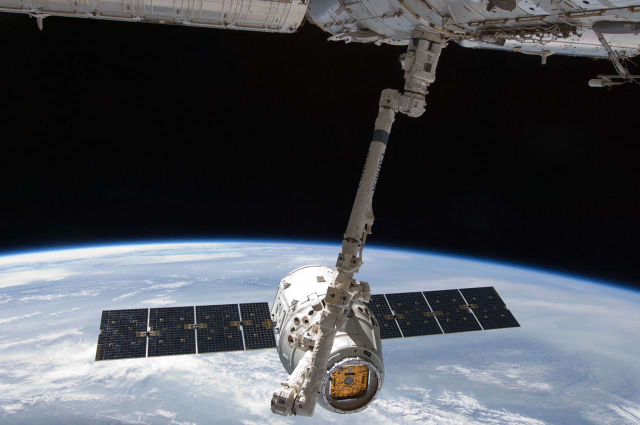 Fermi Explorer Mission Plans Interstellar Flight Using AI-Designed Trajectory