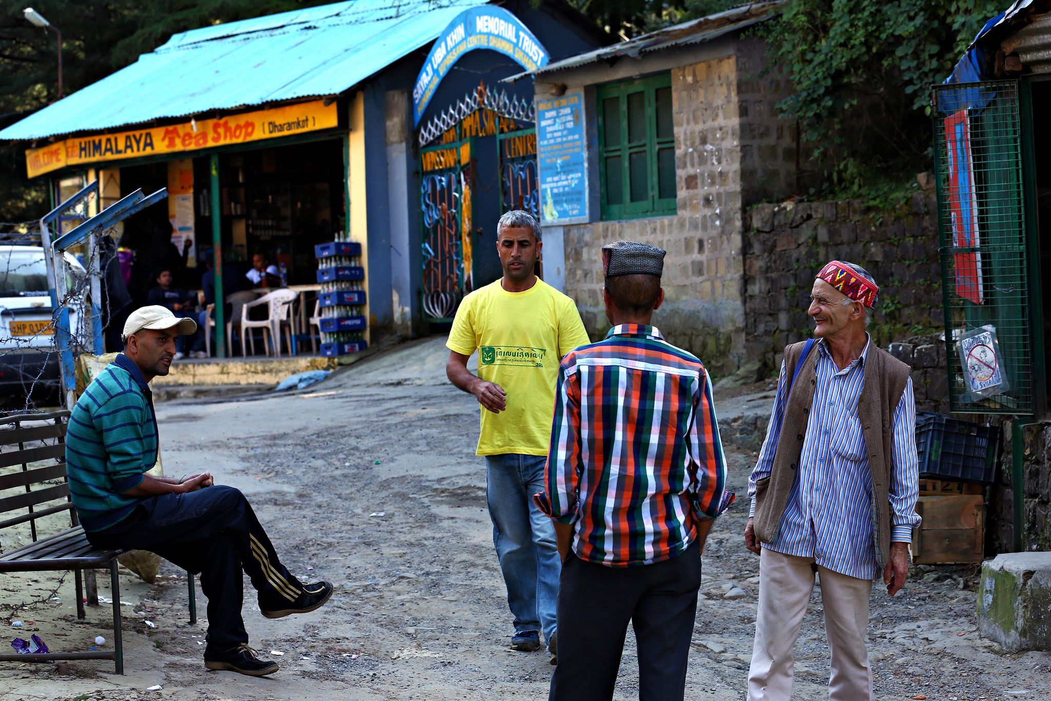 Bhagsu & Dharamkot Cafes
