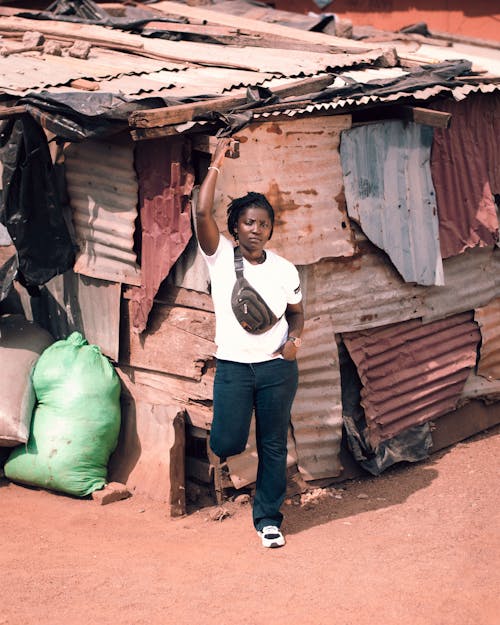 Gratis lagerfoto af afro fletninger, barn, blå jeans