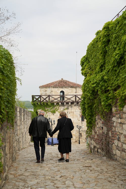 Foto d'estoc gratuïta de a l'aire lliure, adult, amor