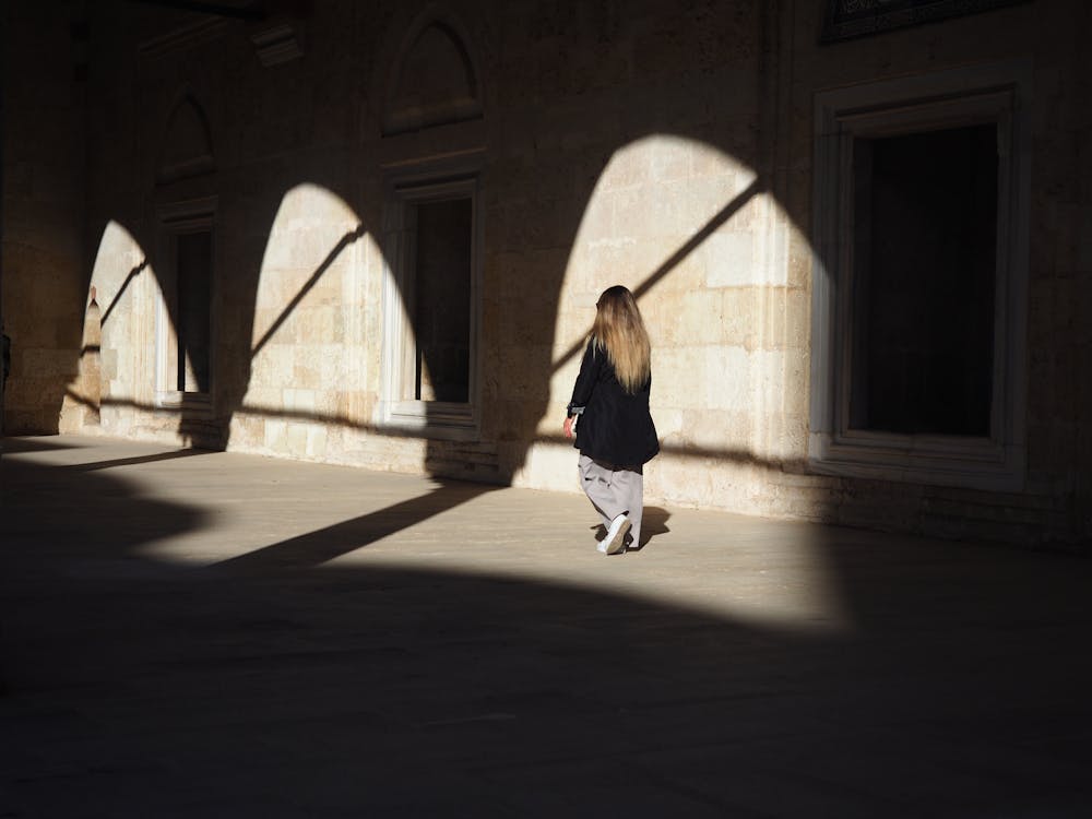 Fotobanka s bezplatnými fotkami na tému architektúra, cestovať, dieťa