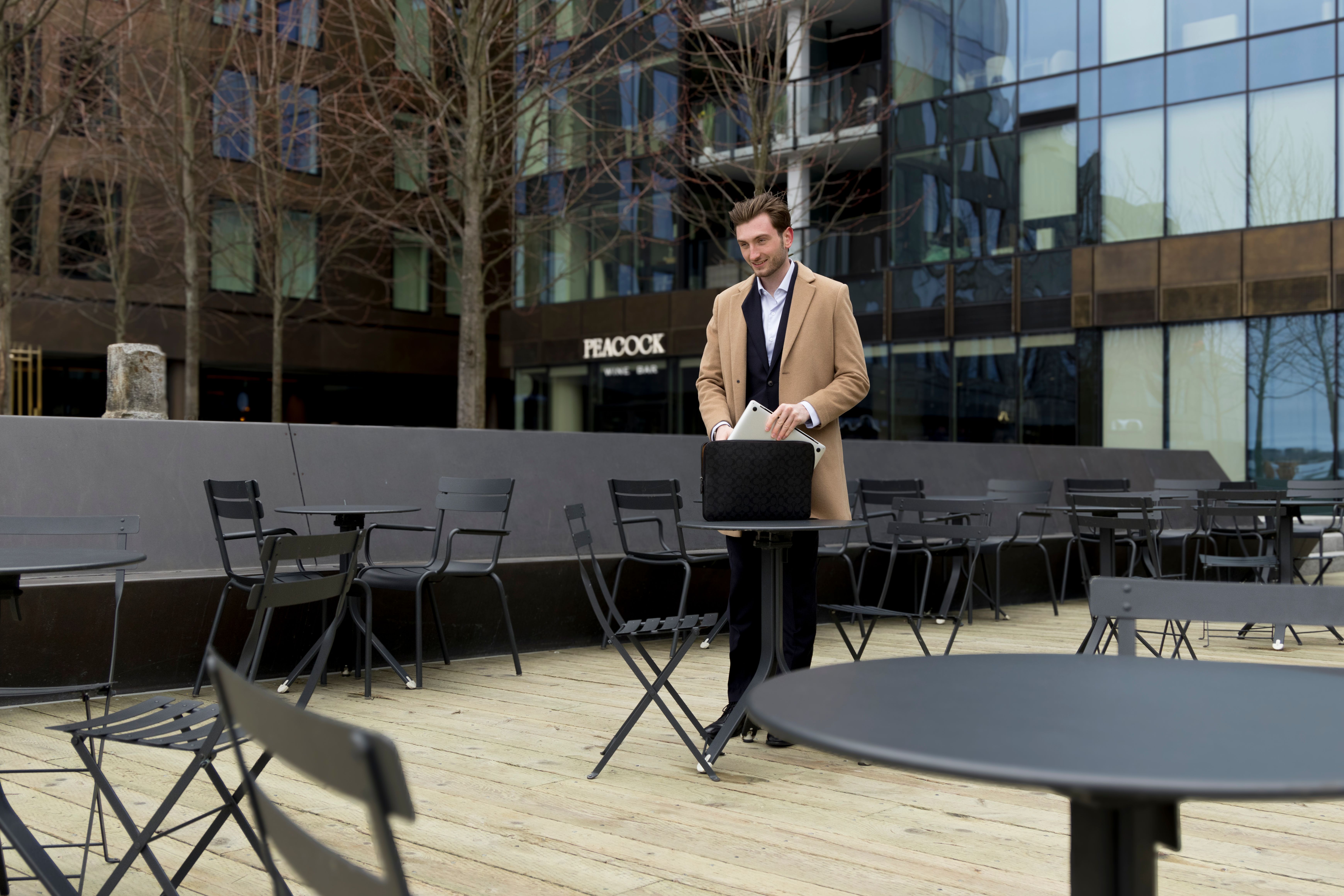 OMODA &amp; JAECOO Ecosystem Pavilion Opens: Where Technology Meets Trends — Photo by Max Medyk on Pexels
