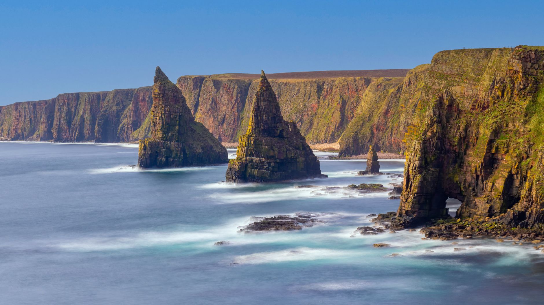 Popular sights in Northeast Scotland Landmarks in Northeast Scotland