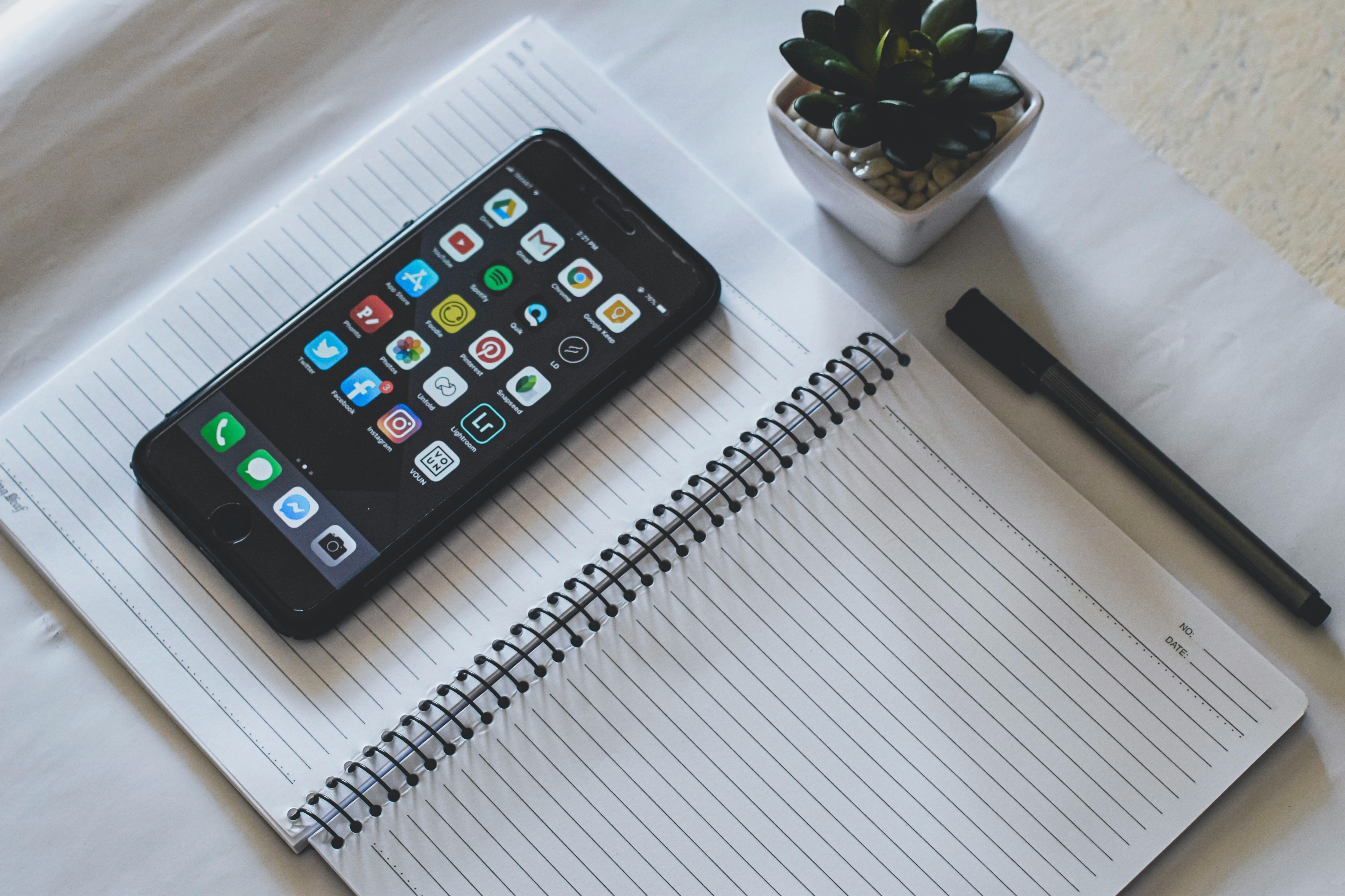 The Power of Reflection: Top Journaling Apps Reviewed