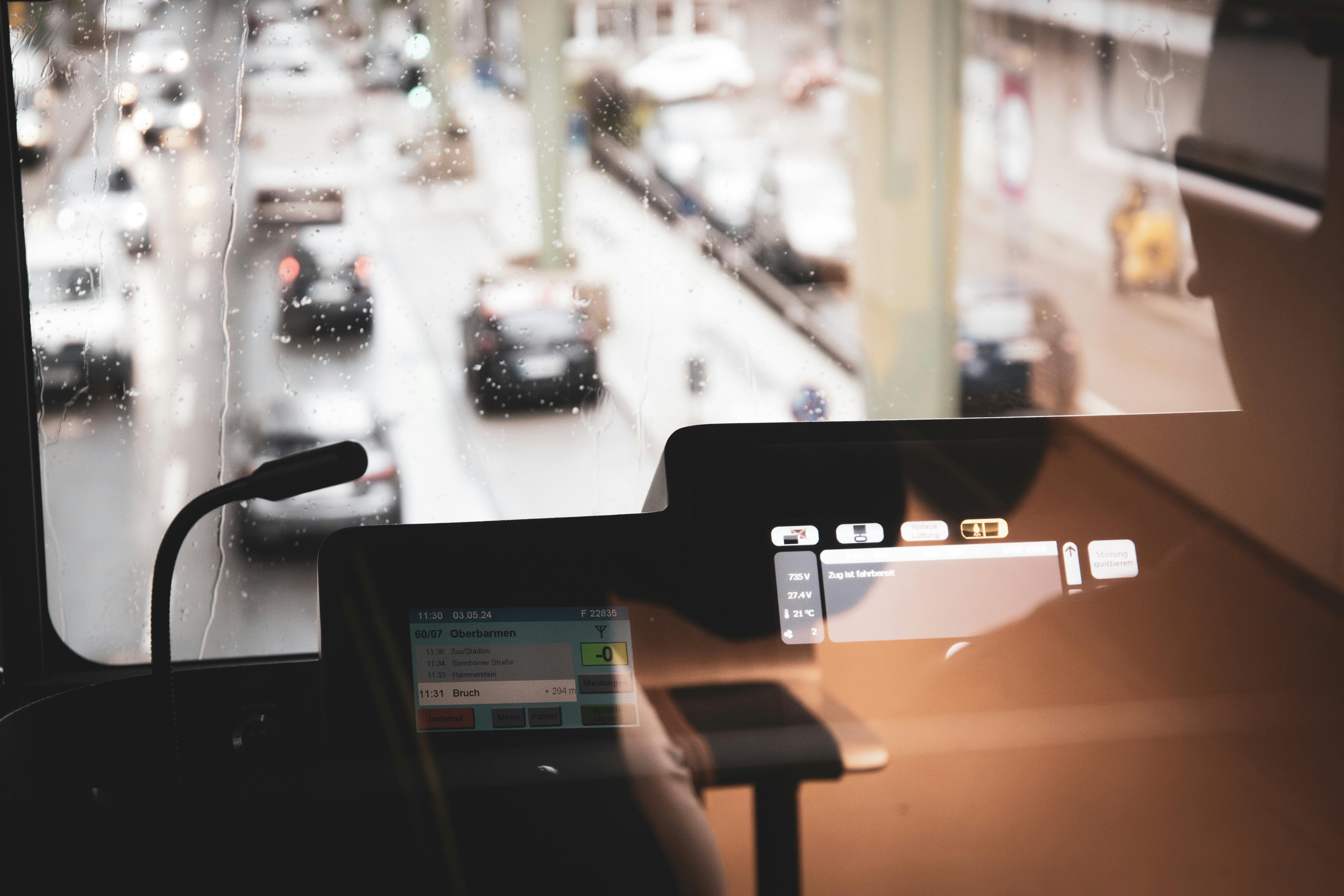 Sensors and Connectivity Make Autonomous Driving Smarter — Photo by Gabriel Grip on Pexels