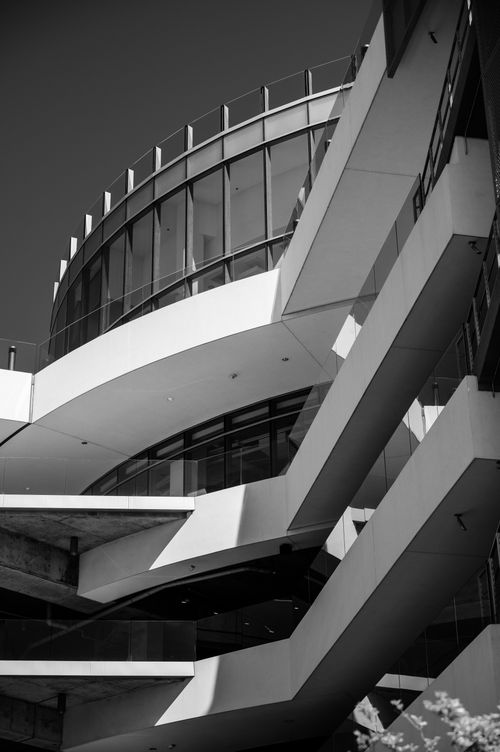 Free Elegant modern building facade in black and white, capturing contemporary design in Boise, Idaho. Stock Photo
