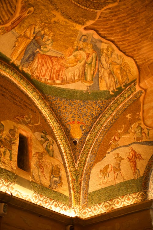 The ceiling of the baptistery in the basilica of san marcello alfredo