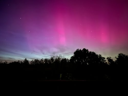 Aurora borealis over the lake