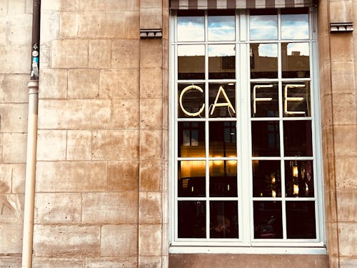 café in Paris 