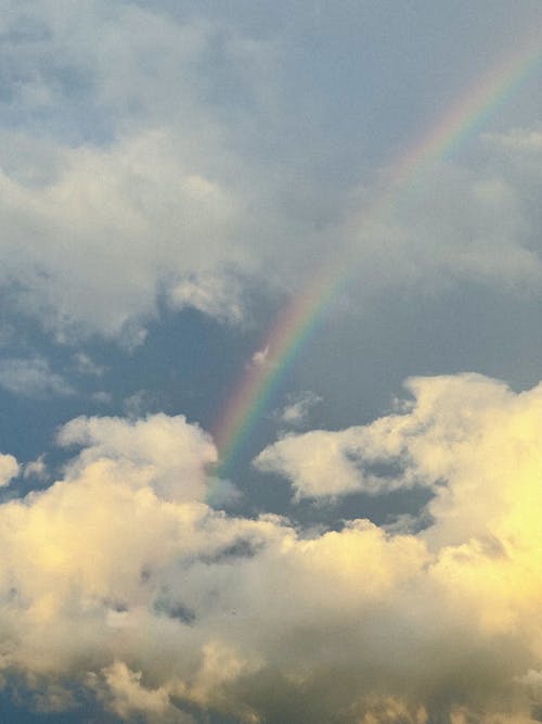 Бесплатное стоковое фото с красивое небо, небо, радуга