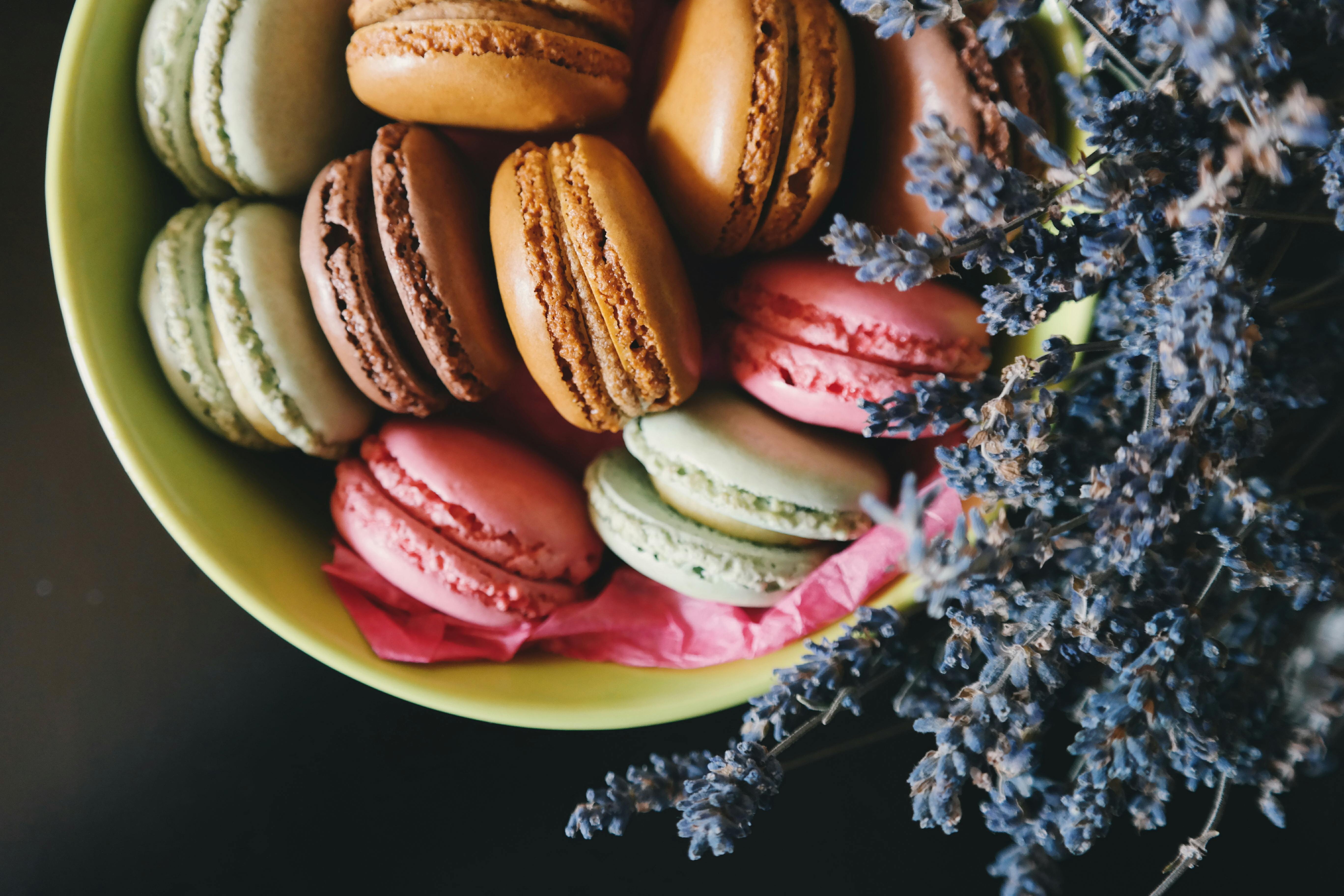 Macarons, Baking, sweets, confectionery, biscuits, HD wallpaper | Peakpx