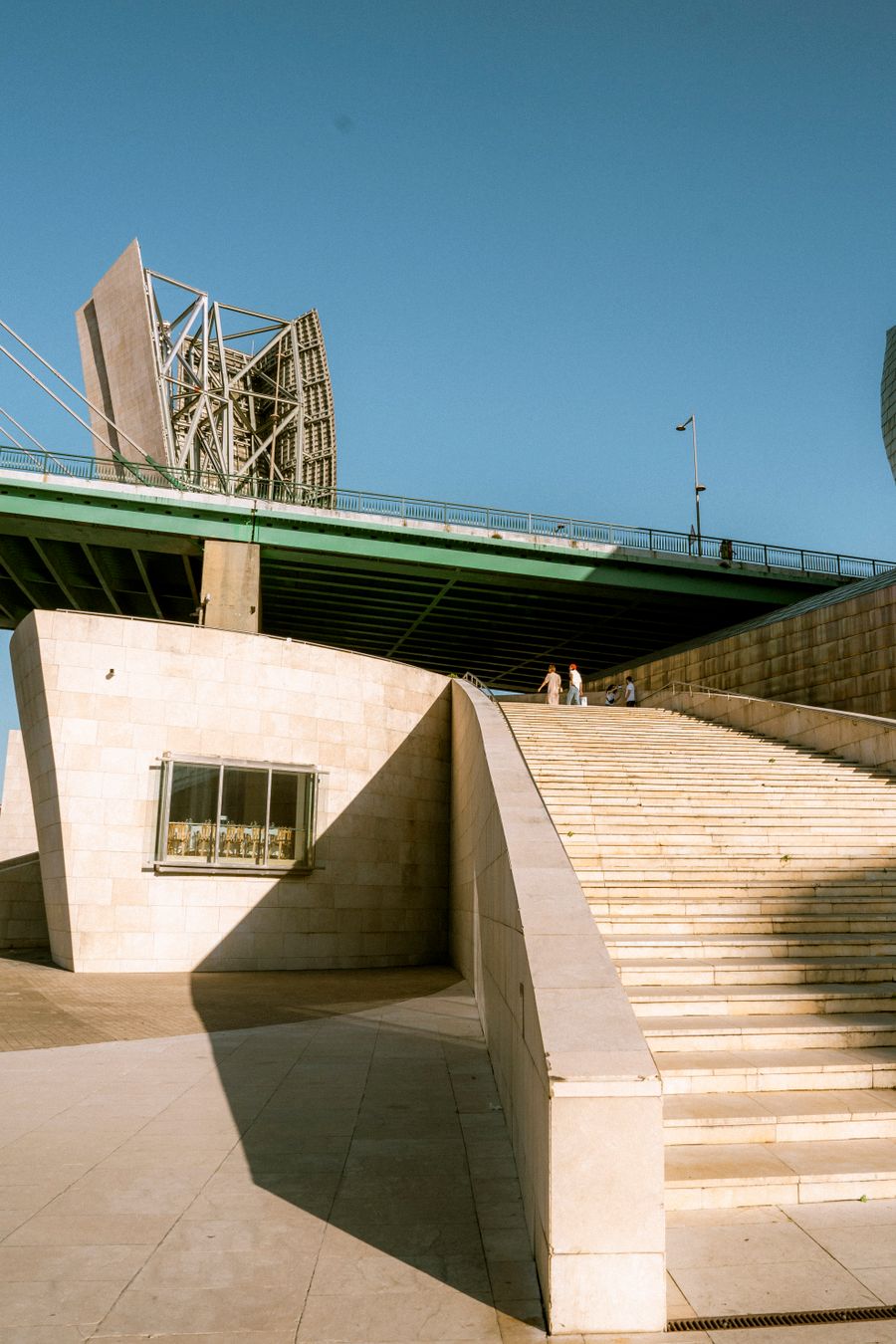 Interior Muzeul Guggenheim din Bilbao, Țara Bascilor