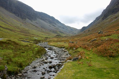 Una Hermosa Corriente De Agua En Peak District, Inglaterra