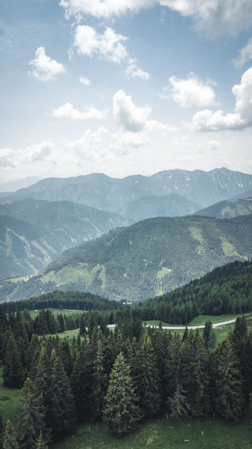 Gratis lagerfoto af bjerge, bjergkæde, dal