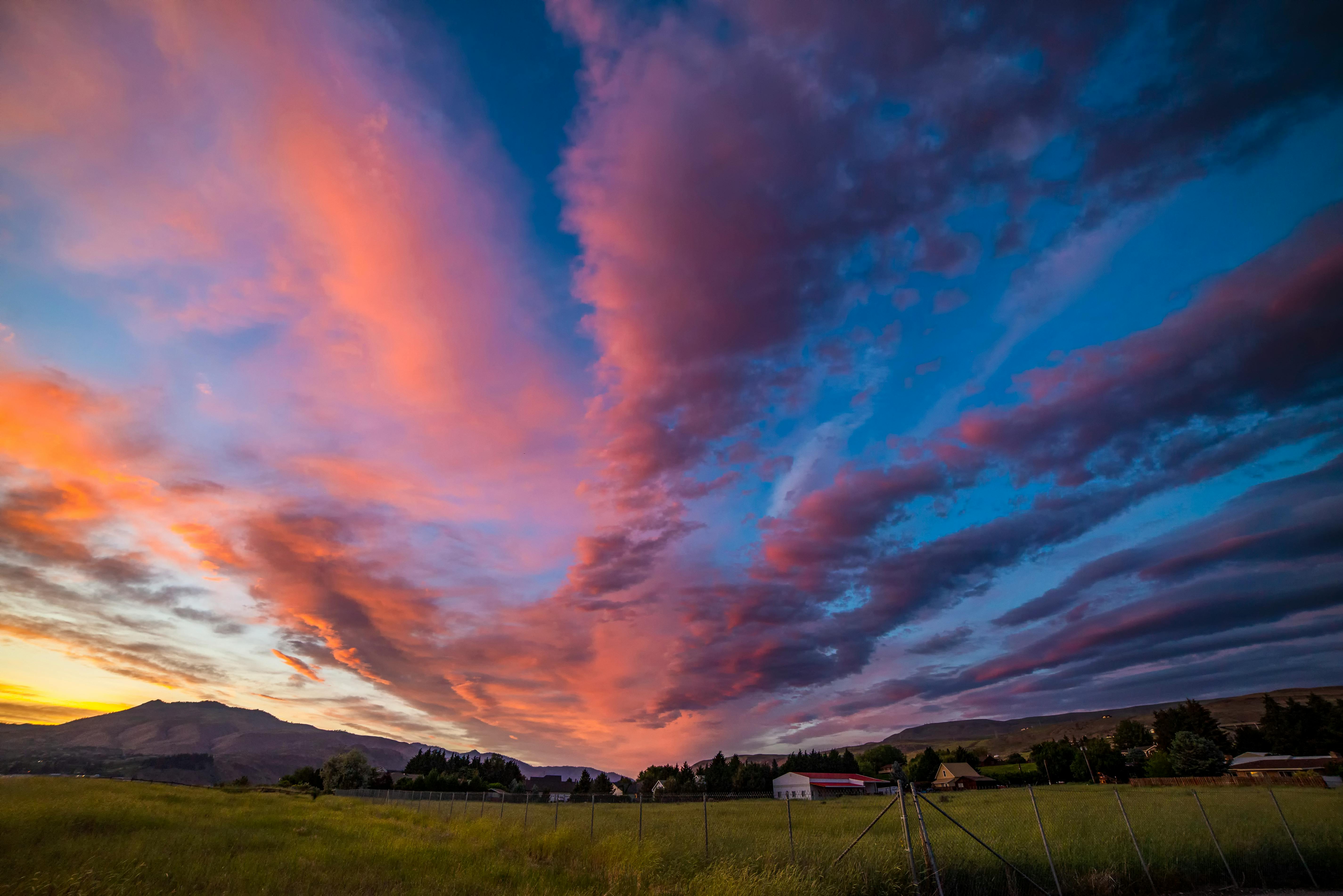 Low-angle Shot Photography of Sky · Free Stock Photo