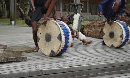 Foto stok gratis Afrika, musik, pakaian tradisional