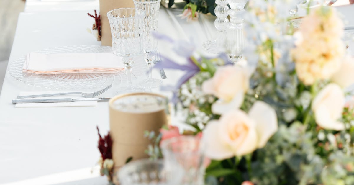 Various table layouts with different seating arrangements including round, rectangular, and U-shape setups for guests at an event.