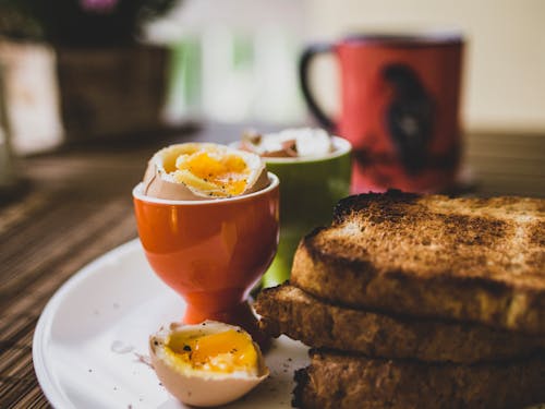 Fotografi Selektif Sarapan Di Plate