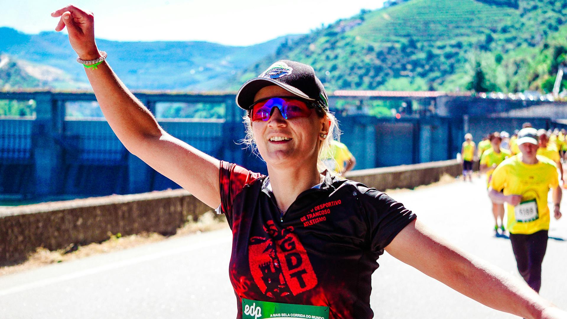 Woman running in a marathon