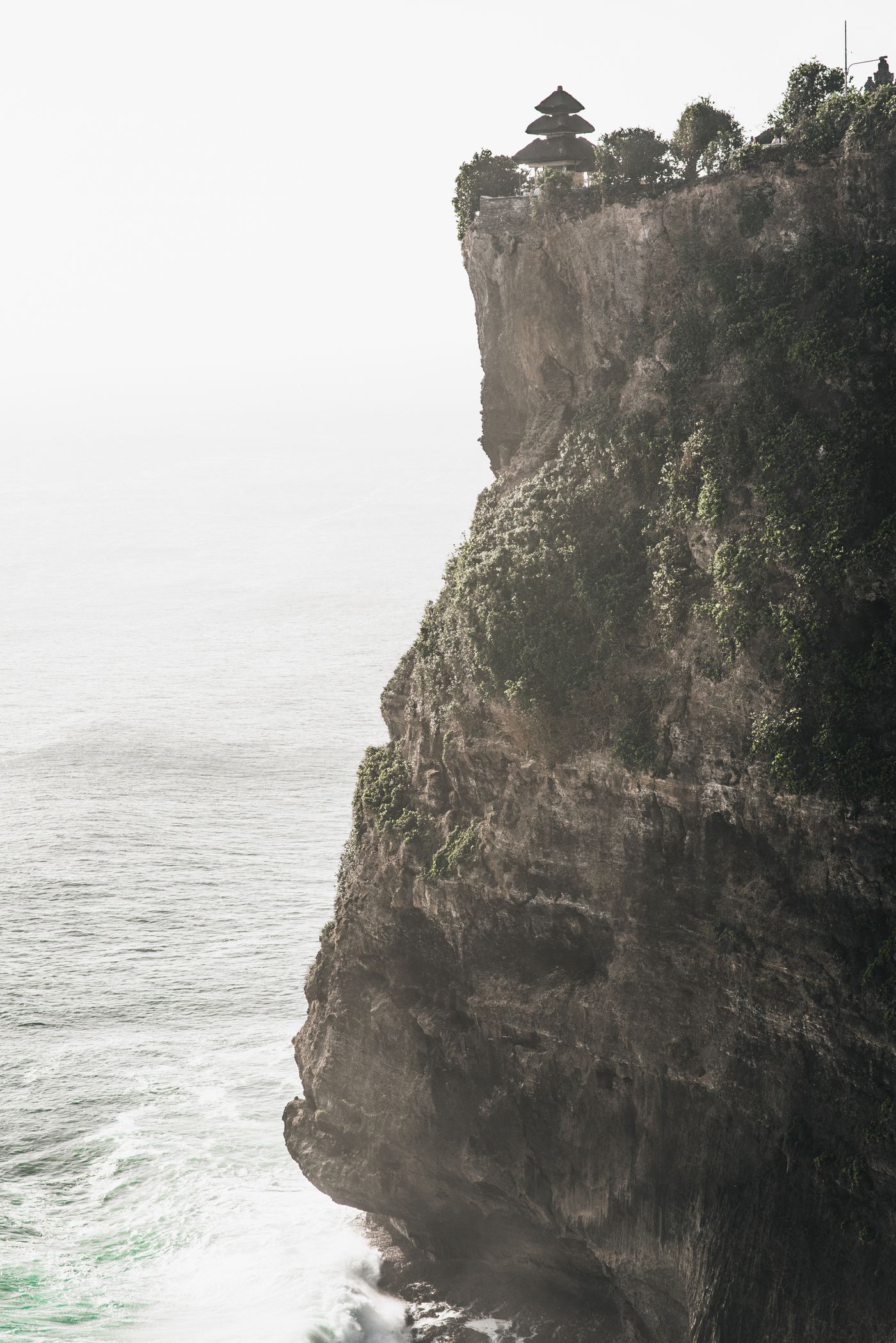 Uluwatu Temple dress code and temple etiquette 2026 Bali