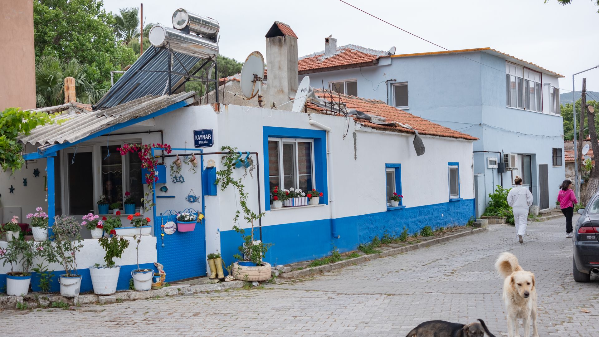 Solar Water Heater in Famagusta: Costs and Local Companies — illustrasjonsbilde